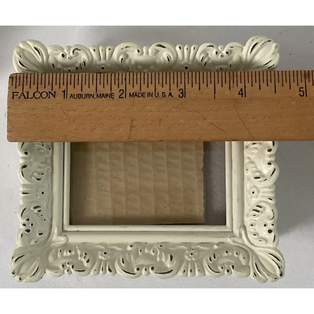 Vintage Style Cottagecore Small Picture Frames Lot Of 4 Antique White 4